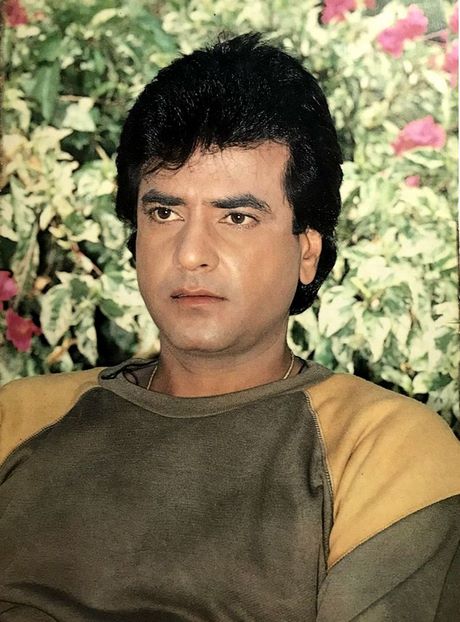Bollywood színész frizurája 2022