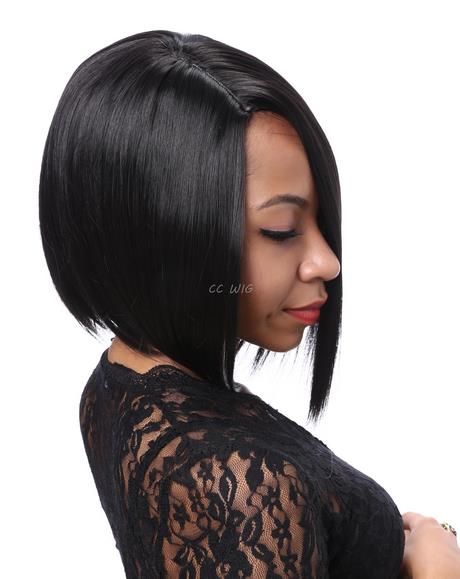 Rövid frizurák Fekete hölgyeknek 2023