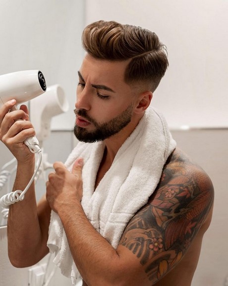 Új frizurák 2023-ban a férfiak számára