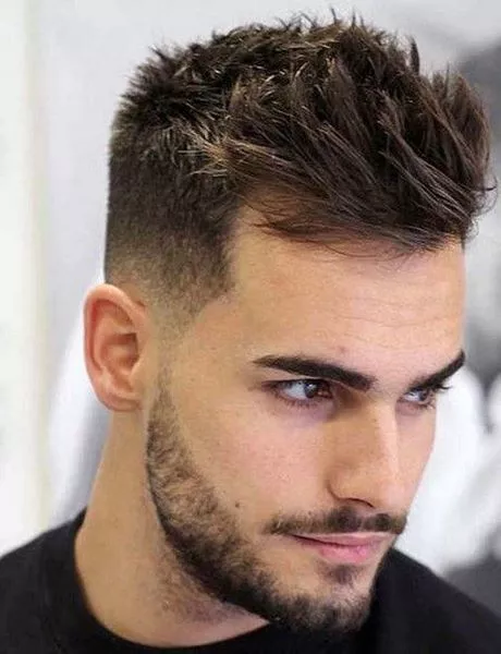 A férfiak frizurájának legújabb trendjei