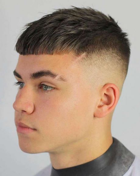 Hűvös frizurák tizenévesek számára