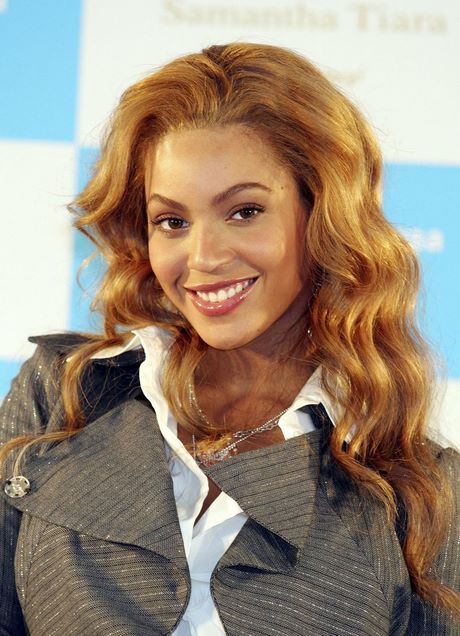 Beyonce frizurák