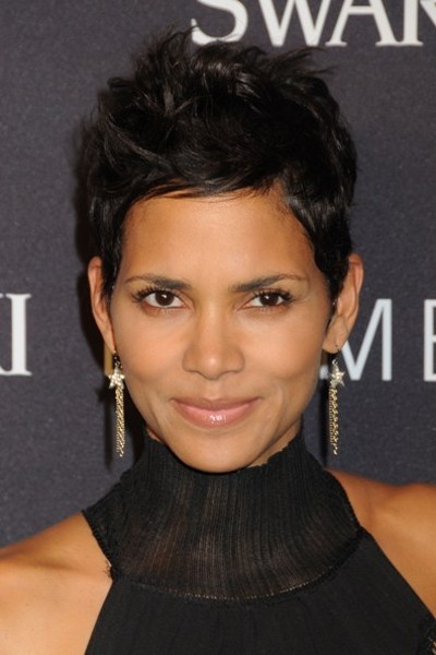 Halle berry hajvágás