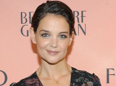 Katie holmes rövid haja van