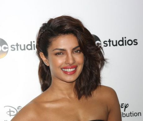 Priyanka chopra hajvágás