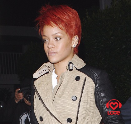 Rihanna új frizurája