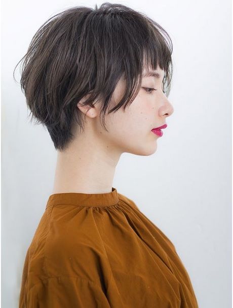 Rövid ázsiai frizurák